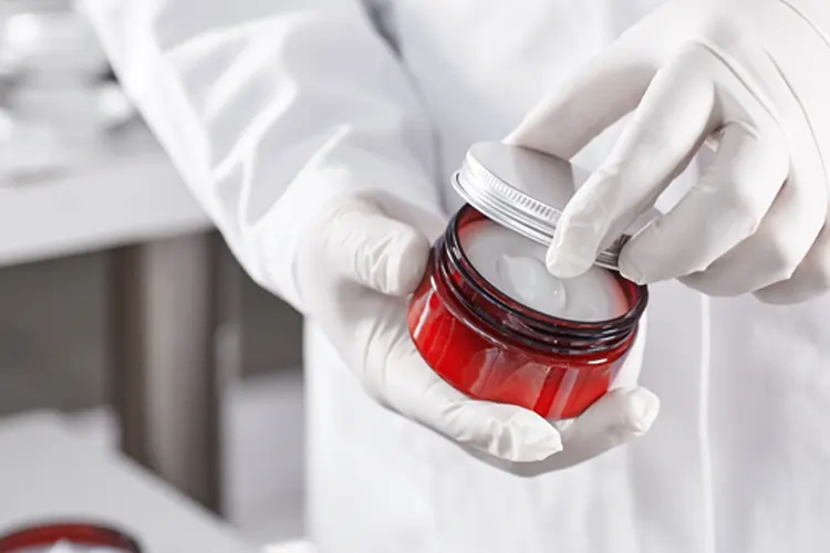 راز جذب عمیق: نانوتکنولوژی چگونه محصولات مراقبت از پوست و مو را متحول می‌کند؟